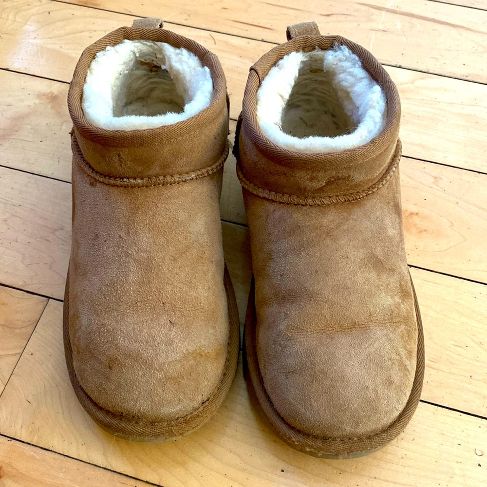 Kids UGG Classic Mini boots
